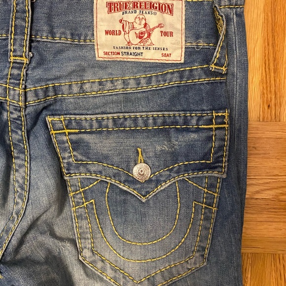 Distressed True Religion Jeans - Picture 3 of 4